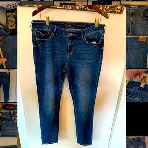 Dear John sz 31, Joyrich comfort skinny jeans.  Great stretch & perfect shade